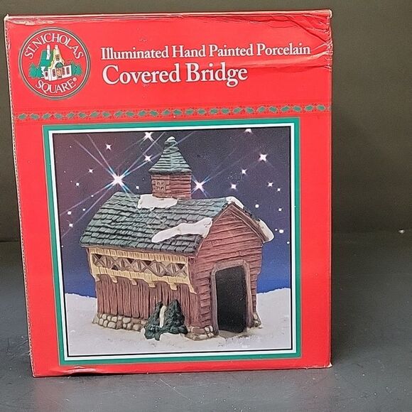 St Nicholas Square Covered Bridge Christmas Village House Porcelain - Picture 7 of 8